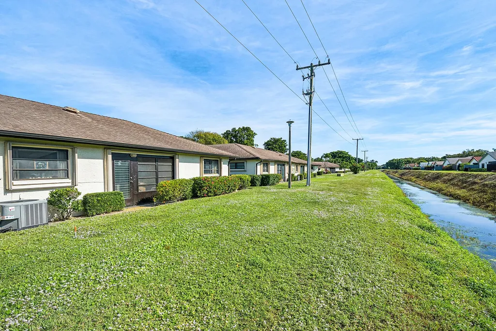 4866 Equestrian Road Boynton Beach FL 33436