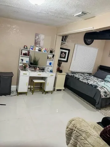 833 Briggs Street West Palm Beach FL 33405
