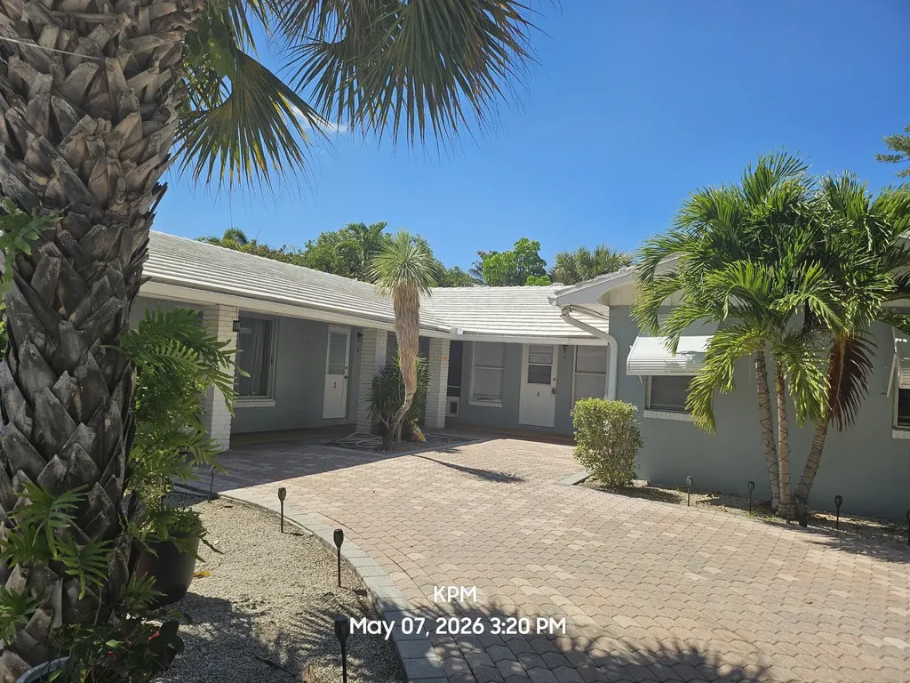 115 Bravado Lane Palm Beach Shores FL 33404