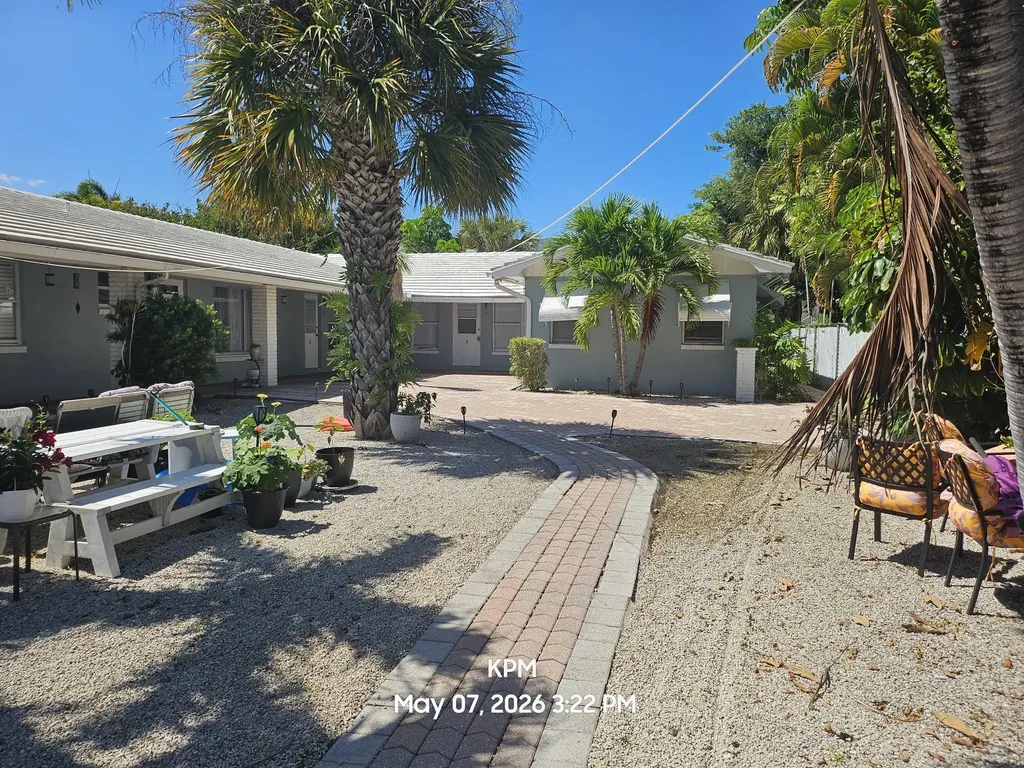 115 Bravado Lane Palm Beach Shores FL 33404