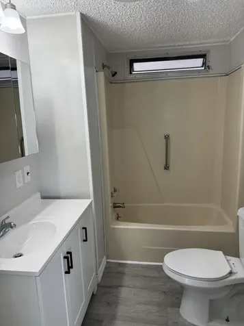 83 Flores Del Norte Fort Pierce FL 34951