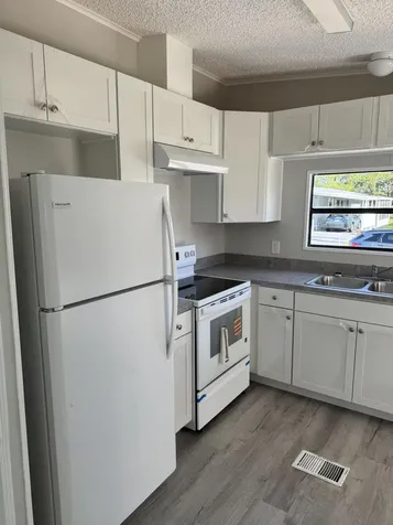 83 Flores Del Norte Fort Pierce FL 34951