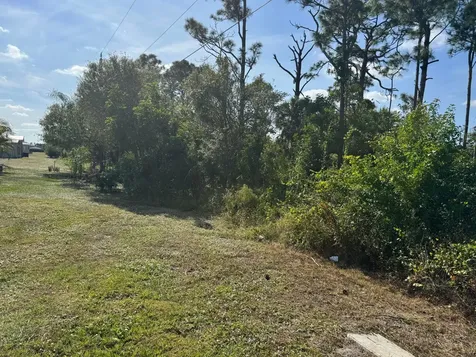 44 La Villa Way Fort Pierce FL 34951