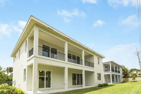 1013 NE Orange Avenue Jensen Beach FL 34957