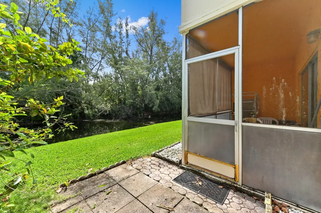 368 Lake Frances Drive West Palm Beach FL 33411