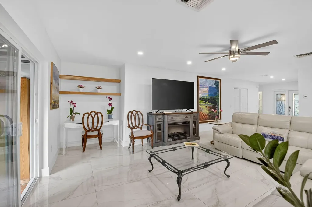 23265 SW 61st Avenue Boca Raton FL 33428