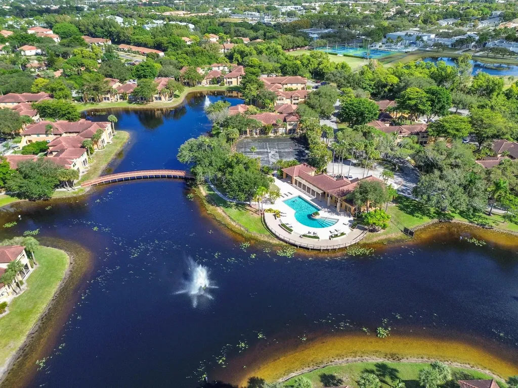 4791 Via Palm Lakes West Palm Beach FL 33417