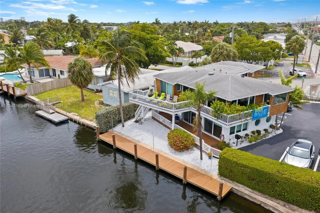 2200 NE 26th Street Wilton Manors FL 33305