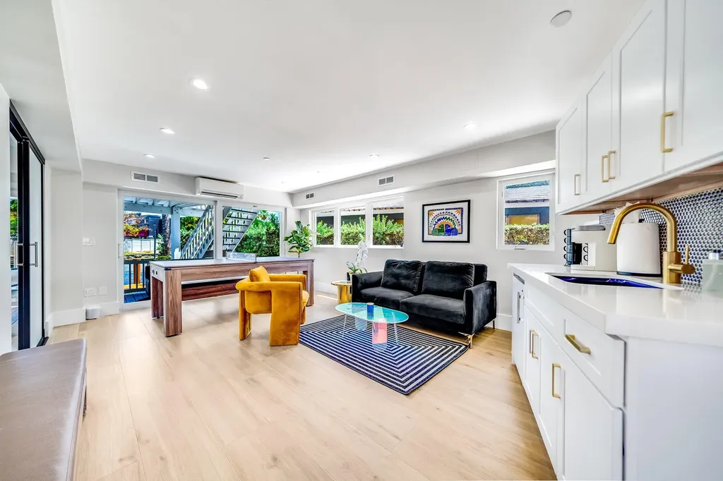 2200 NE 26th Street Wilton Manors FL 33305