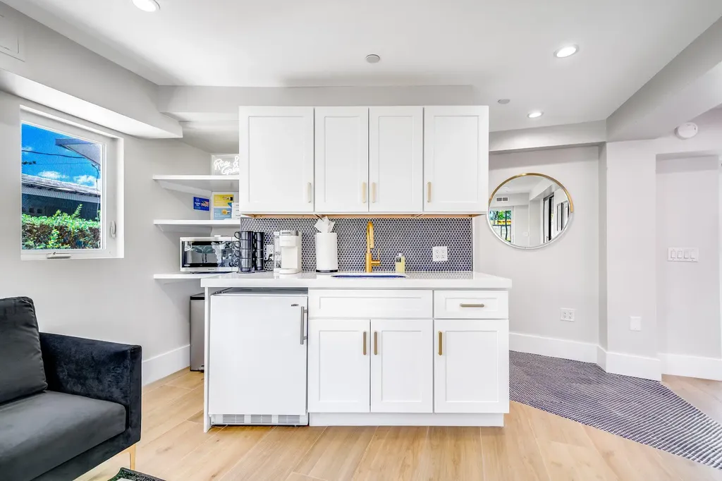 2200 NE 26th Street Wilton Manors FL 33305
