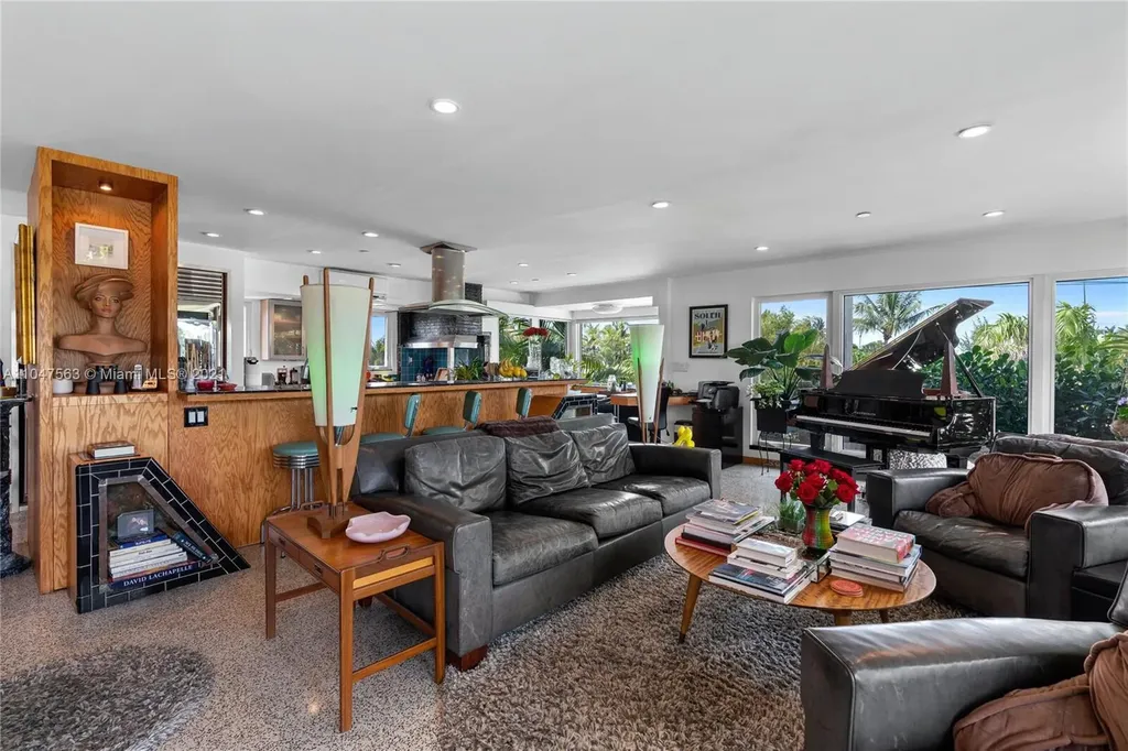 2200 NE 26th Street Wilton Manors FL 33305