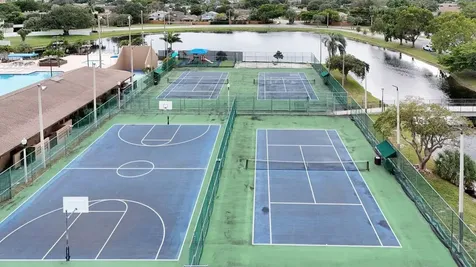 2206 NW 39th Avenue Coconut Creek FL 33066