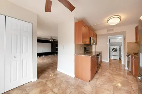 2206 NW 39th Avenue Coconut Creek FL 33066