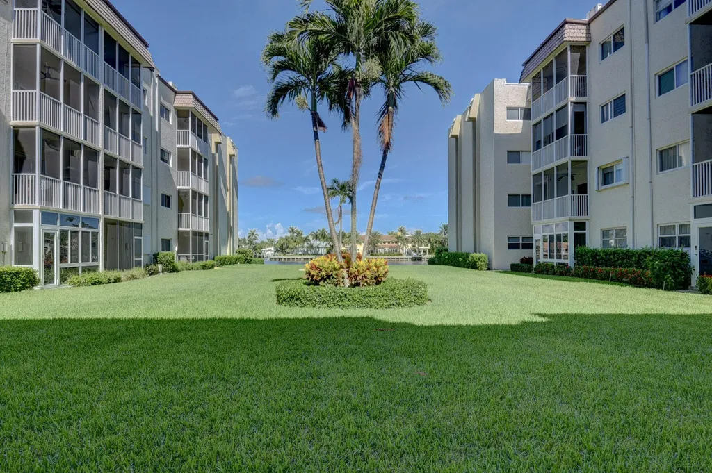 650 Snug Harbor Drive Boynton Beach FL 33435