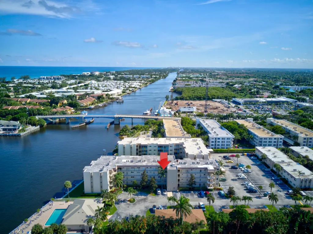 650 Snug Harbor Drive Boynton Beach FL 33435