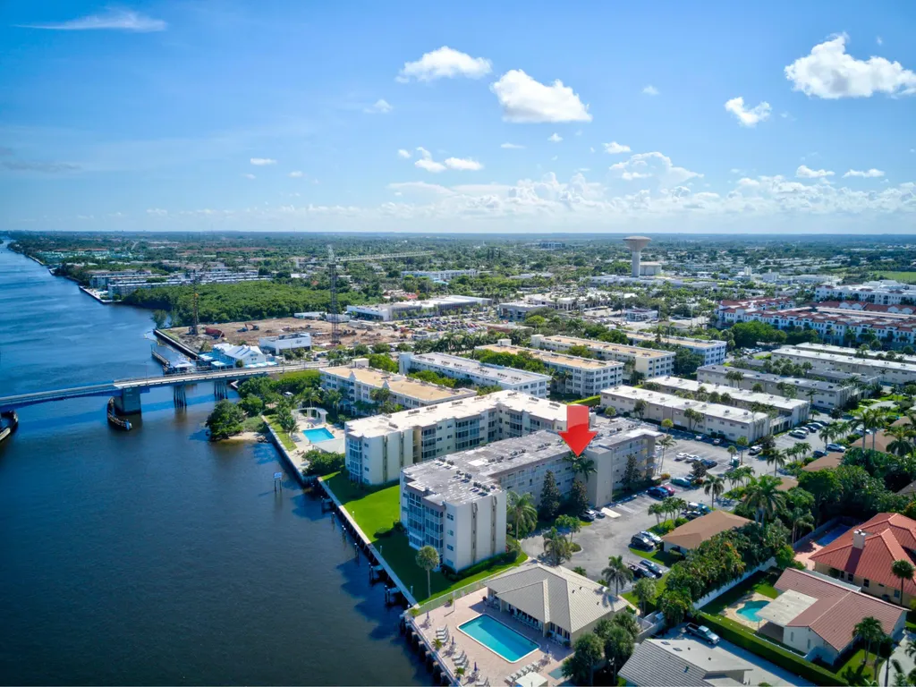 650 Snug Harbor Drive Boynton Beach FL 33435