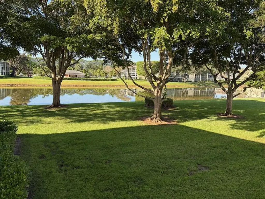 313 Dorset H Boca Raton FL 33434