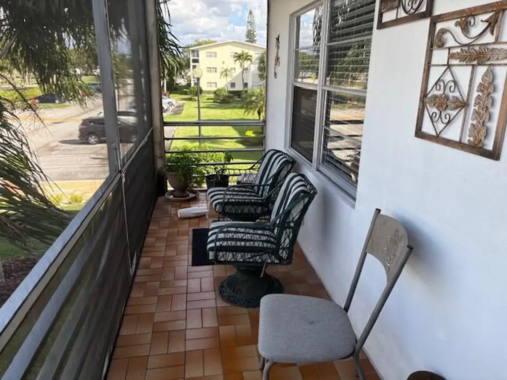 313 Dorset H Boca Raton FL 33434