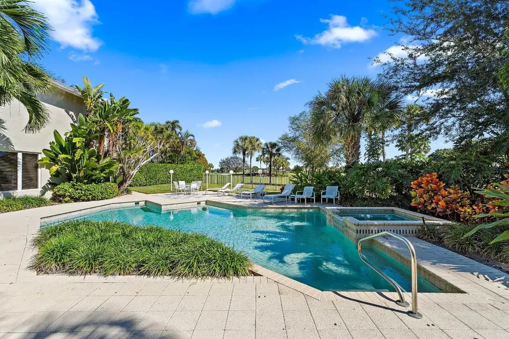 59 Saint George Place Palm Beach Gardens FL 33418