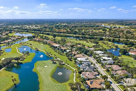 59 Saint George Place Palm Beach Gardens FL 33418