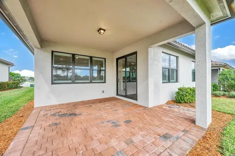 680 SE Villandry Way Port St Lucie FL 34984