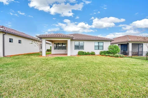 680 SE Villandry Way Port St Lucie FL 34984