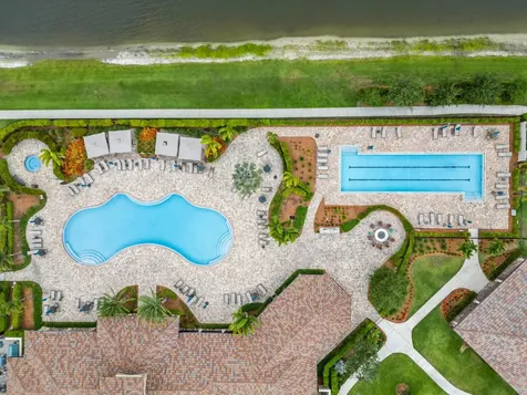 680 SE Villandry Way Port St Lucie FL 34984