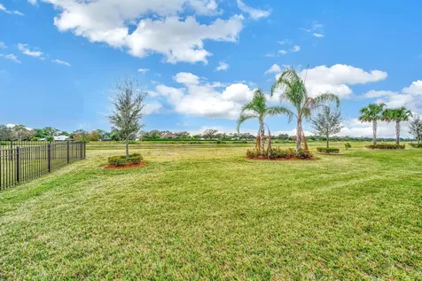 680 SE Villandry Way Port St Lucie FL 34984