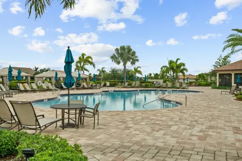 680 SE Villandry Way Port St Lucie FL 34984