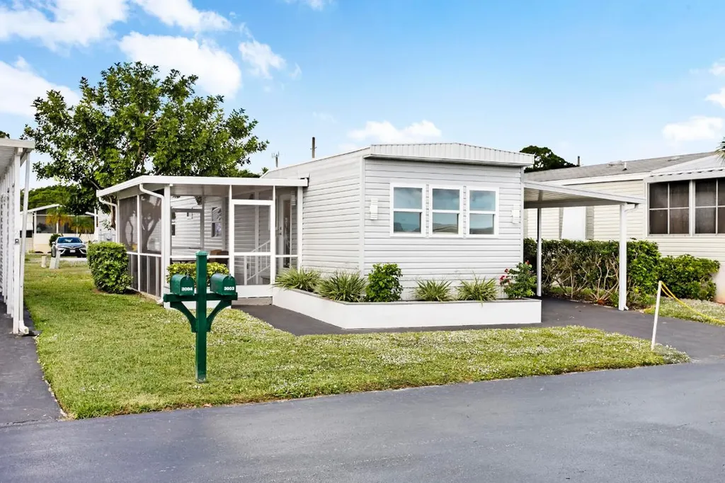 3003 Bimini Bay Boynton Beach FL 33436