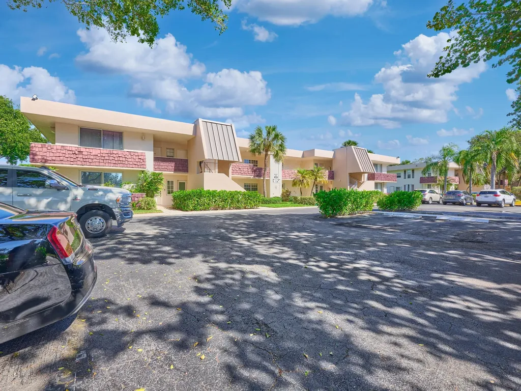 3001 S Palm Aire Drive Pompano Beach FL 33069