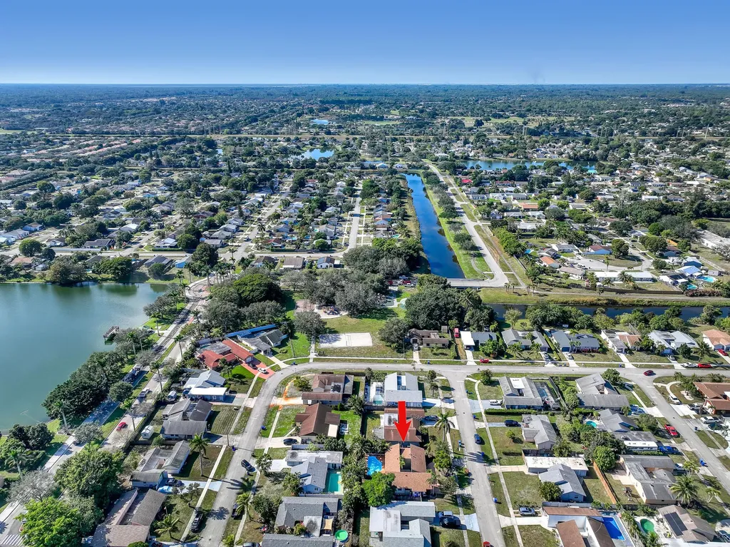 10404 Carmen Lane Royal Palm Beach FL 33411