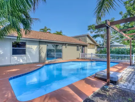10404 Carmen Lane Royal Palm Beach FL 33411
