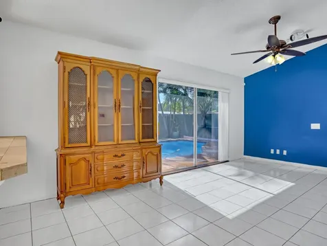 10404 Carmen Lane Royal Palm Beach FL 33411