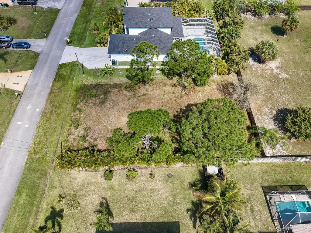 5849 NW Mesa Circle Port St Lucie FL 34986
