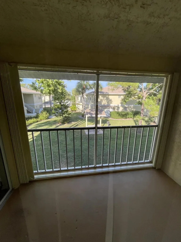 1550 SE Royal Green Circle Port St Lucie FL 34952