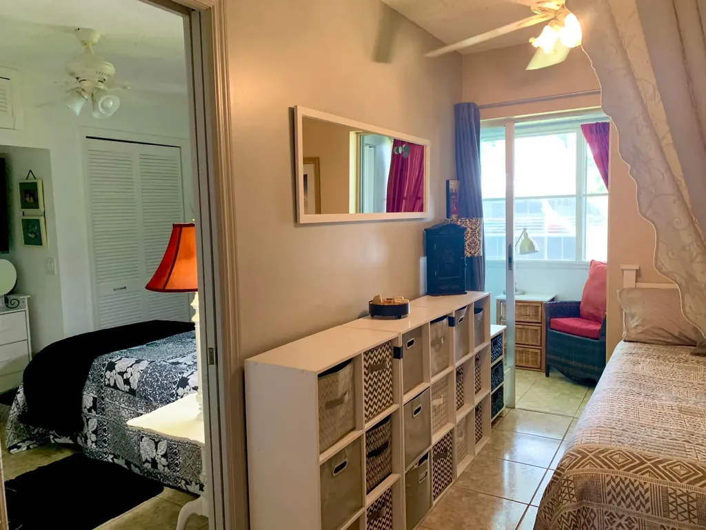 116 Canterbury E West Palm Beach FL 33417