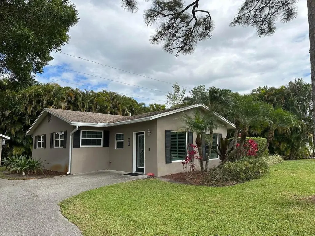 917 SW 36th Terrace Palm City FL 34990