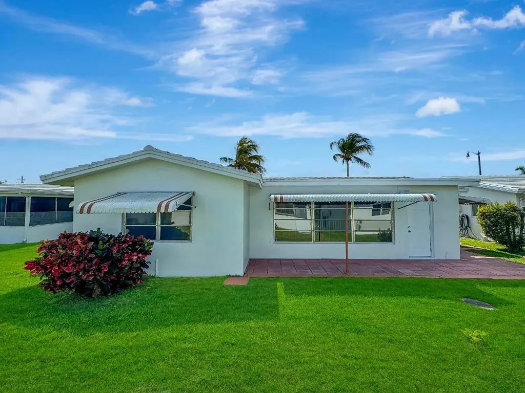 121 NW 31st Court Pompano Beach FL 33064