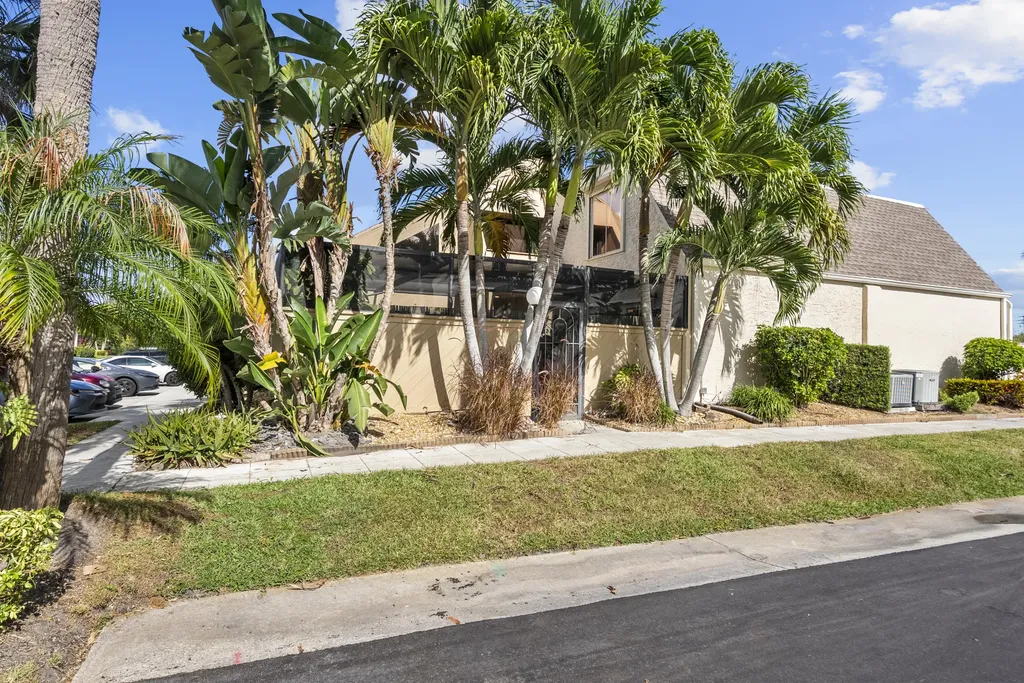 1100 SE Mitchell Avenue Port St Lucie FL 34952