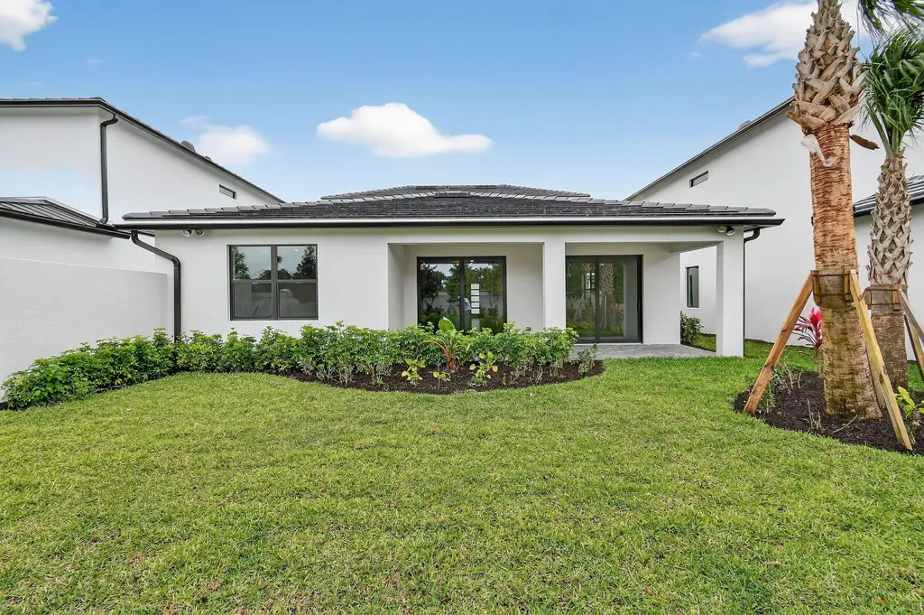 13814 Dalrada Avenue Palm Beach Gardens FL 33418