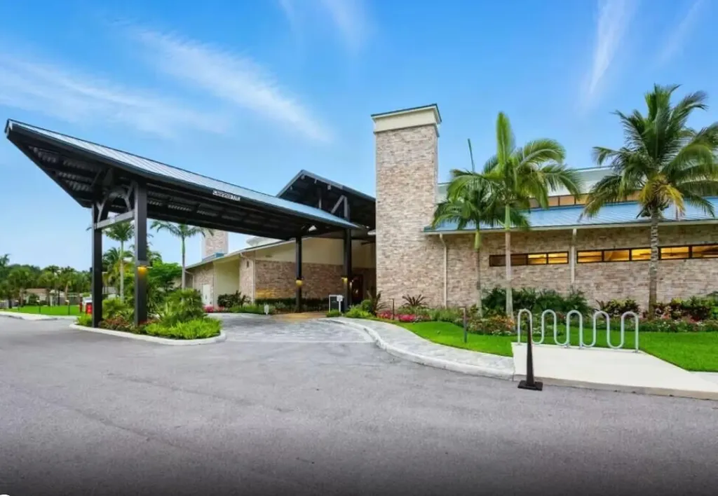 13814 Dalrada Avenue Palm Beach Gardens FL 33418
