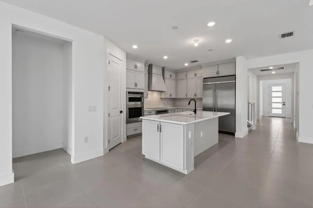 13814 Dalrada Avenue Palm Beach Gardens FL 33418
