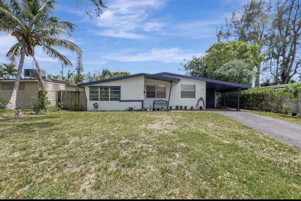 7530 Atlanta Street Hollywood FL 33024
