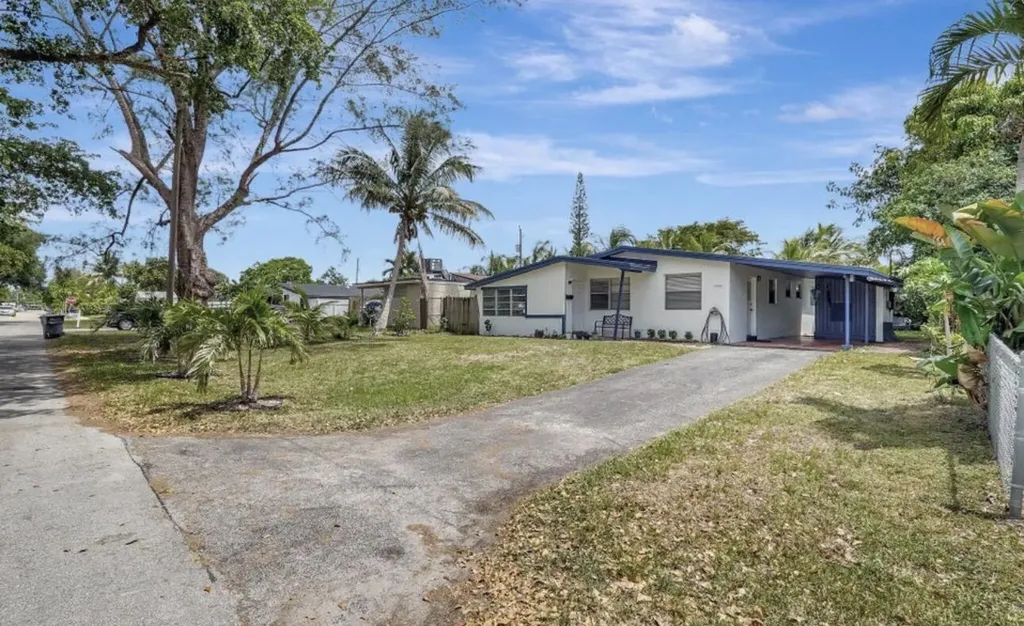 7530 Atlanta Street Hollywood FL 33024