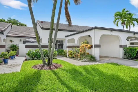 5710 Parkwalk Circle E Boynton Beach FL 33472