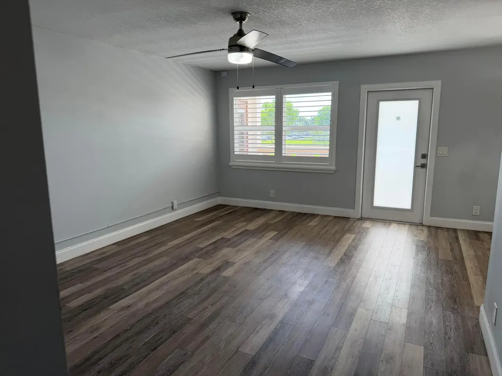 3038 Guildford C Boca Raton FL 33434