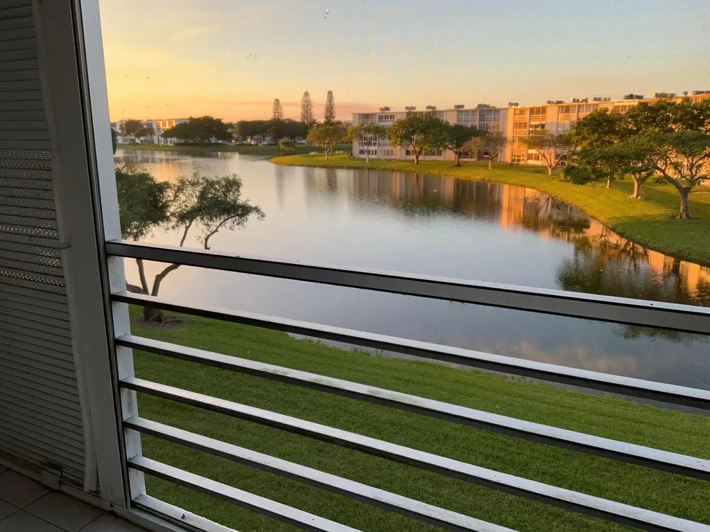 3038 Guildford C Boca Raton FL 33434