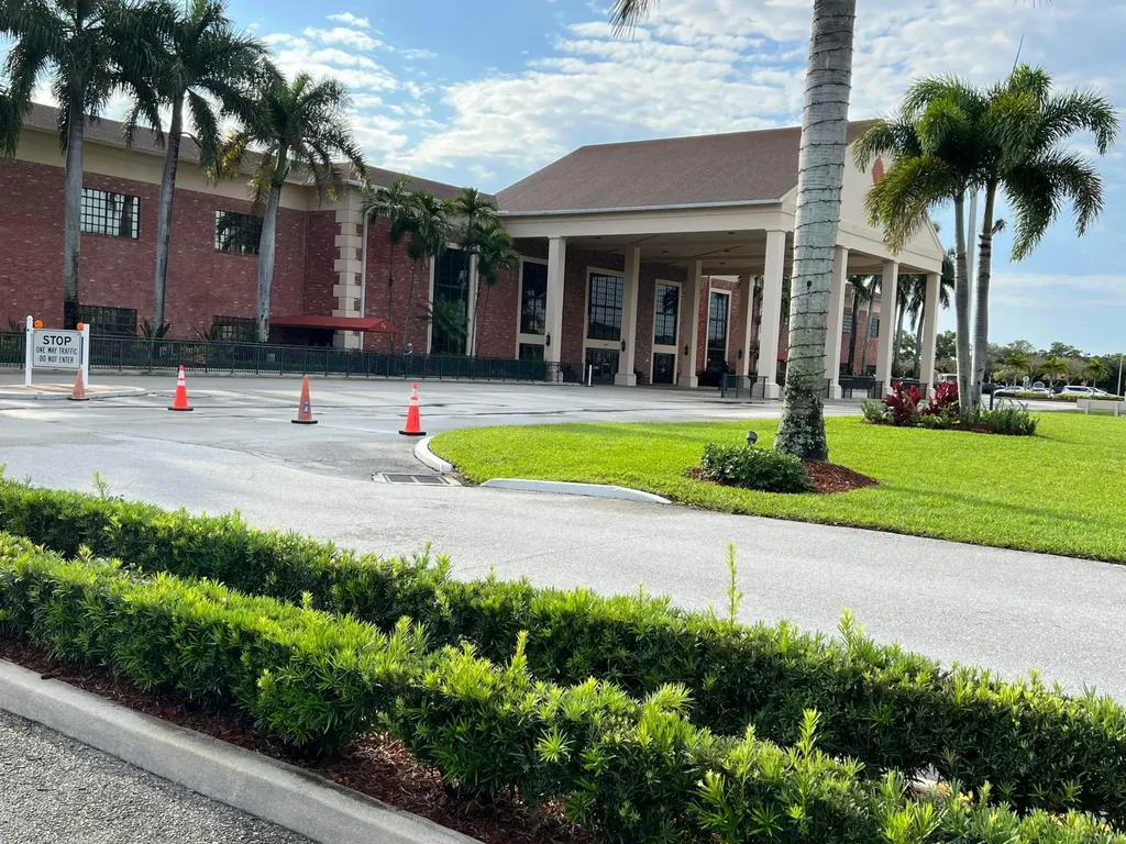 3038 Guildford C Boca Raton FL 33434