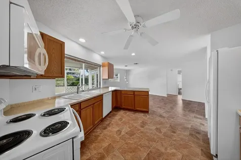 649 SE Clifton Lane Port St Lucie FL 34983